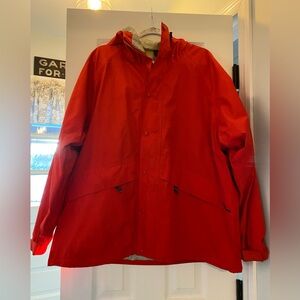 L.L. Bean Vintage XL Stowaway Red Hooded Raincoat Gore-Tex Outdoor Weather